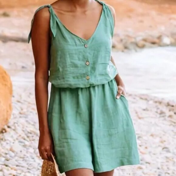 NWT Romper - Picture 2 of 2